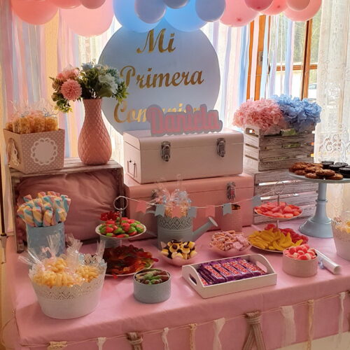decoración para primeras comuniones con candy bar