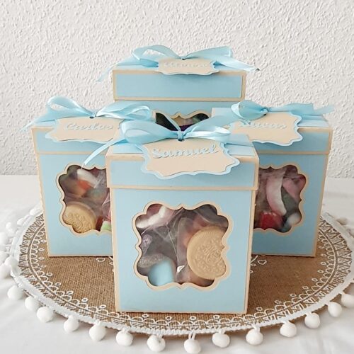 Preparamos cajas dulces personalizadas para tus fiestas.
